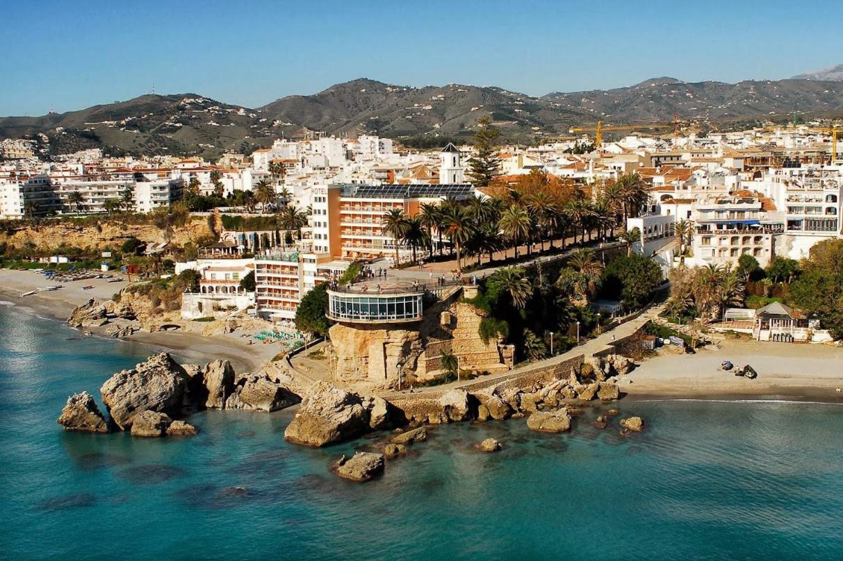 Apartamento en Nerja Exterior foto
